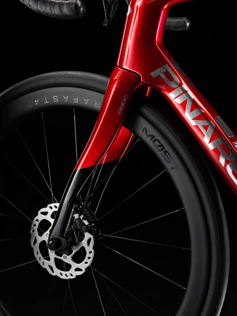 Pinarello X5 with Shimano 105 Di2 and MOST Carbon UF45 : STARRY RED-3
