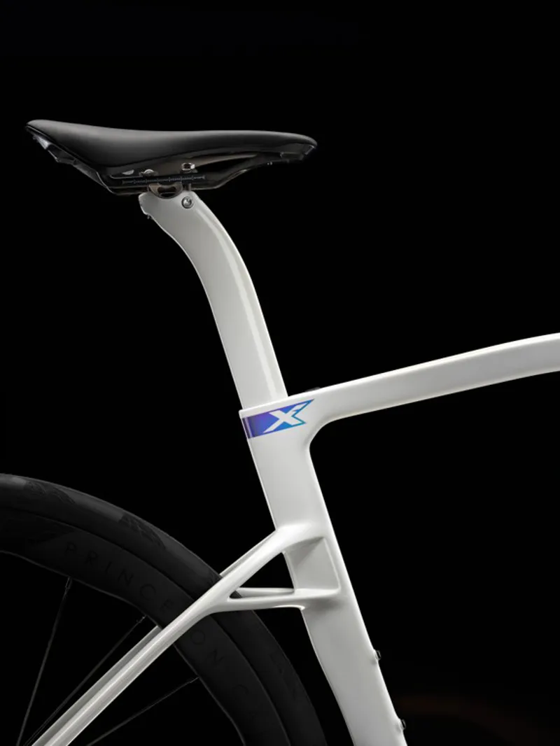 2027 Pinarello Dogma X FRAMESET in Moonlight Frost-8