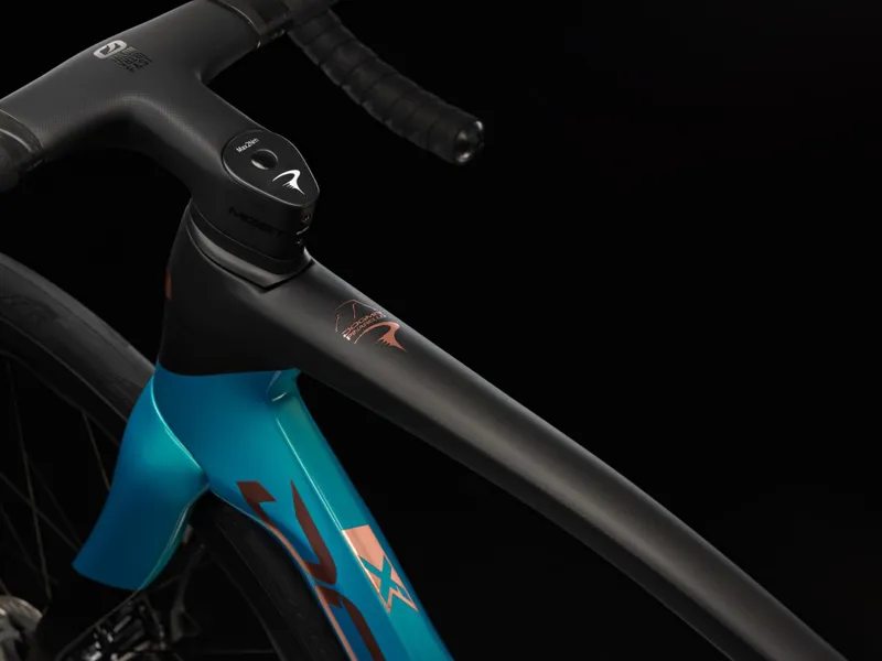 2027 Pinarello Dogma X FRAMESET in Aqua Veil-9