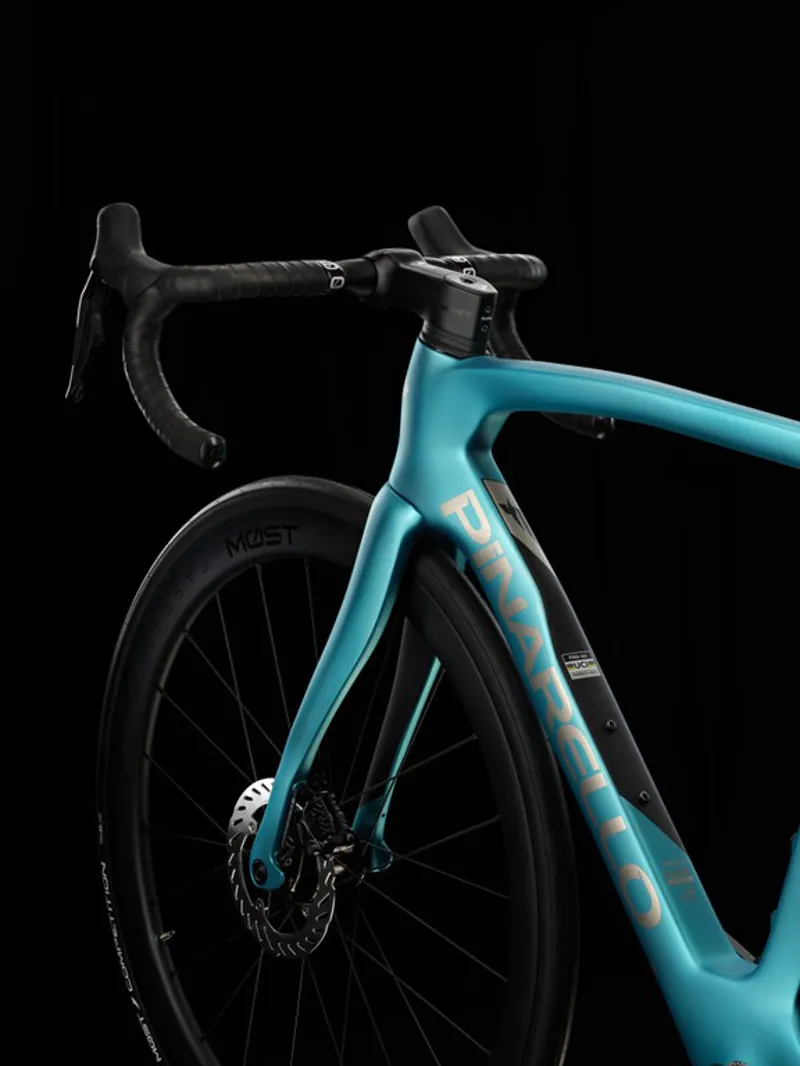 2027 Pinarello F5 105 Di2 + Ultrafast 45 Wheels : Azzurra Lumina-5