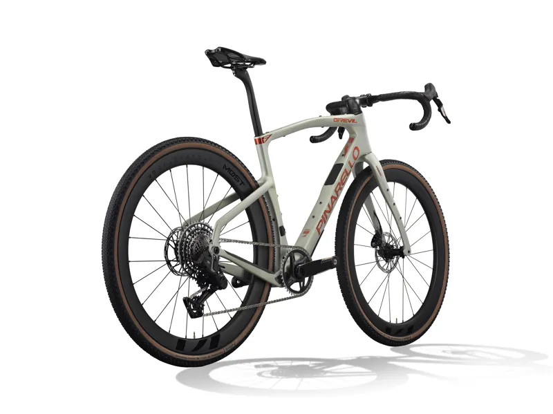 Pinarello Grevil F7 : SRAM Force AXS 1x13 XPLR : Moab Amber-1