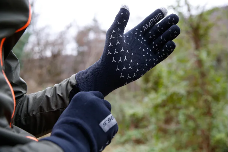 Q36.5 Winter Rain Gloves : Black-7