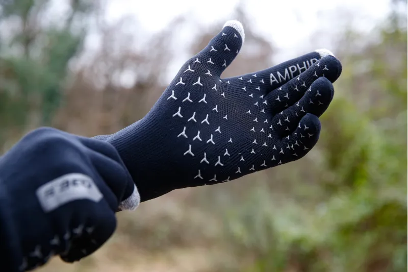Q36.5 Winter Rain Gloves : Black-6