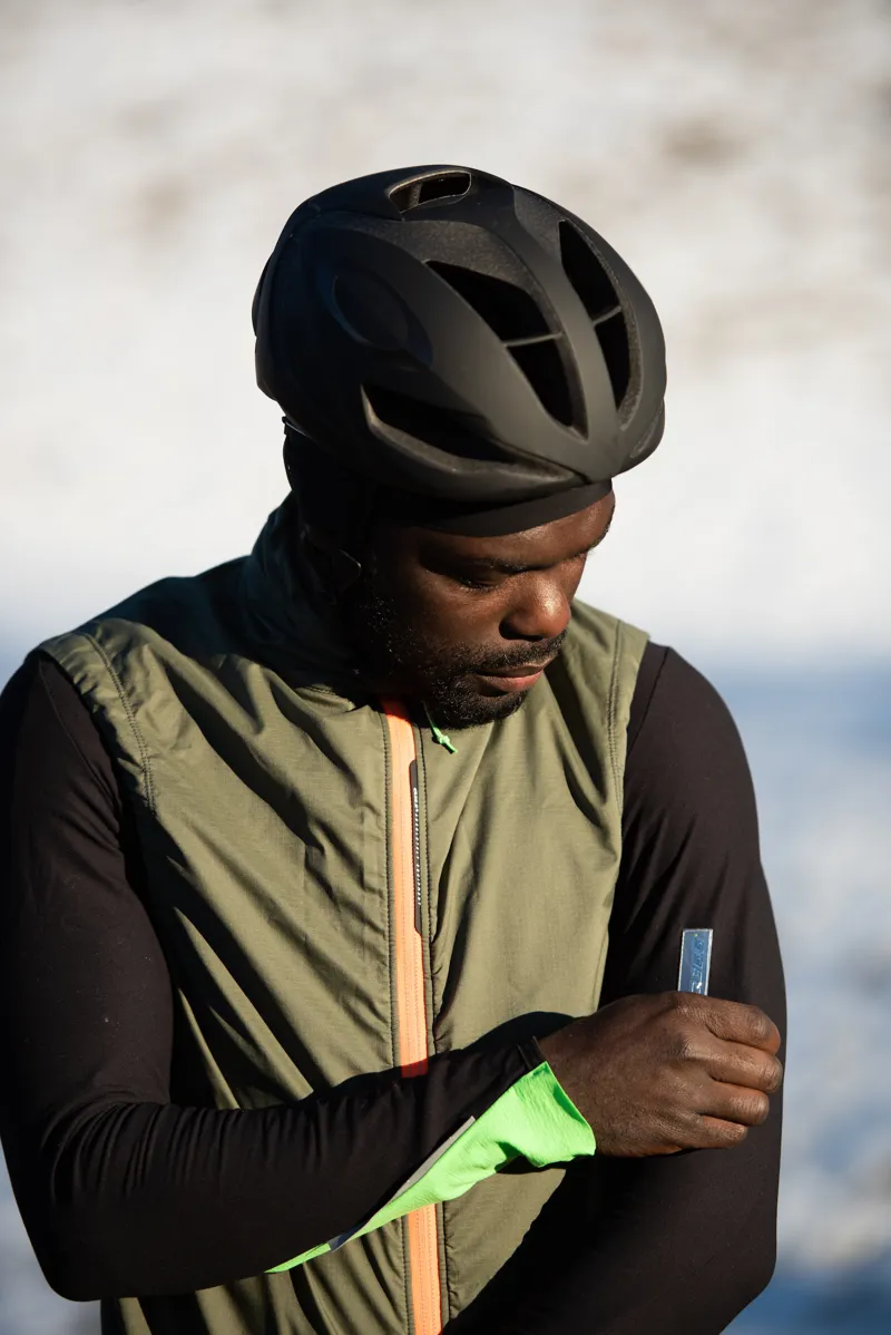 Q36.5 Mens Adventure Insulation Vest : BLACK-3