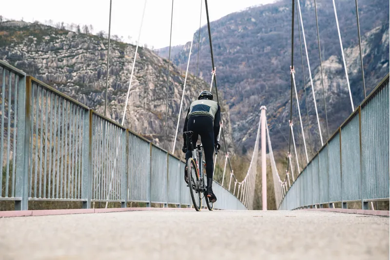 Q36.5 Mens Adventure Insulation Vest : OLIVE GREEN-6