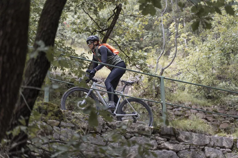 Q365 WOMENS Adventure Insulation Vest : OLIVE GREEN-5