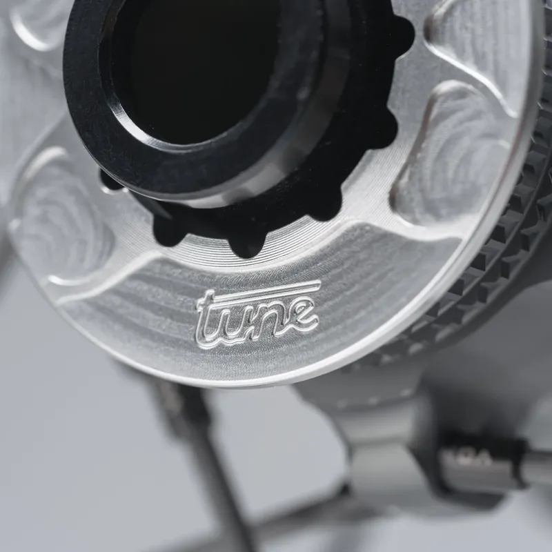 Reserve 34/37 SL Turbulent Aero Carbon Road Wheelset : Tune SL Hubs-4