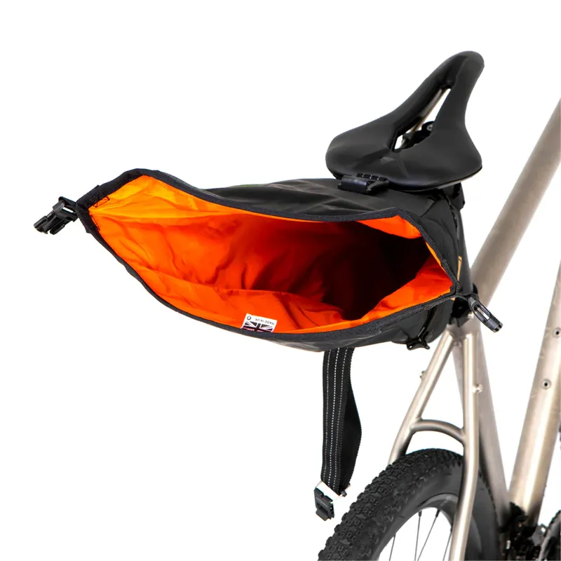 Restrap 4.5 Litre Saddle Pack in Black-5