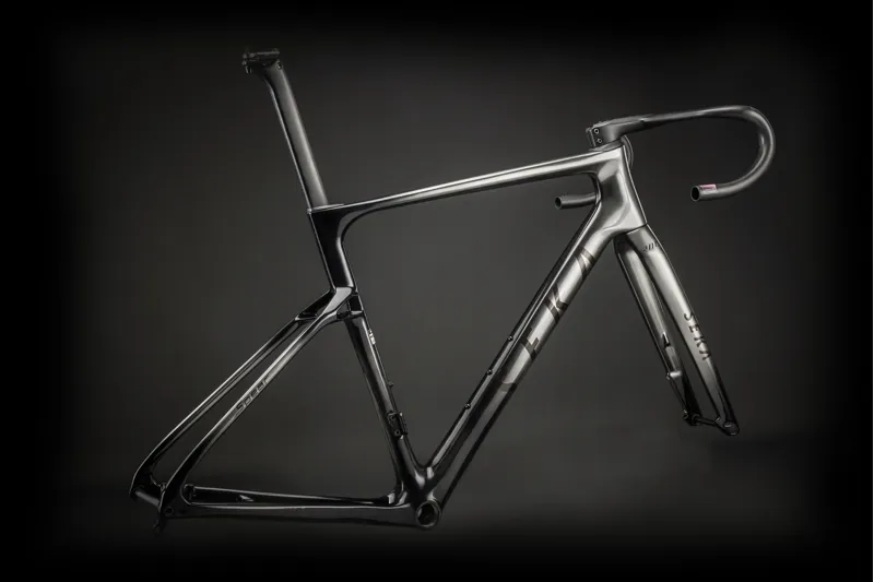 2027 SEKA Spear RDC Frameset in Chronos-1