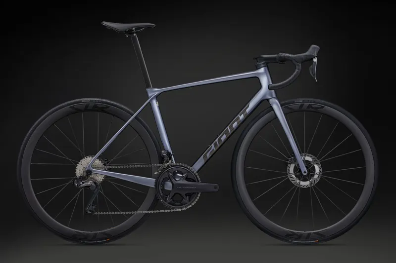 Giant TCR Advanced Pro 0 Di2 Road Bike In Mercury / Lightning Black-3