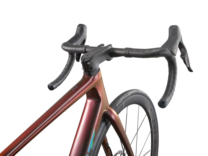 Giant TCR Advanced SL 0 Red Road Race Bike In Gloss Black Lava / Iris-10