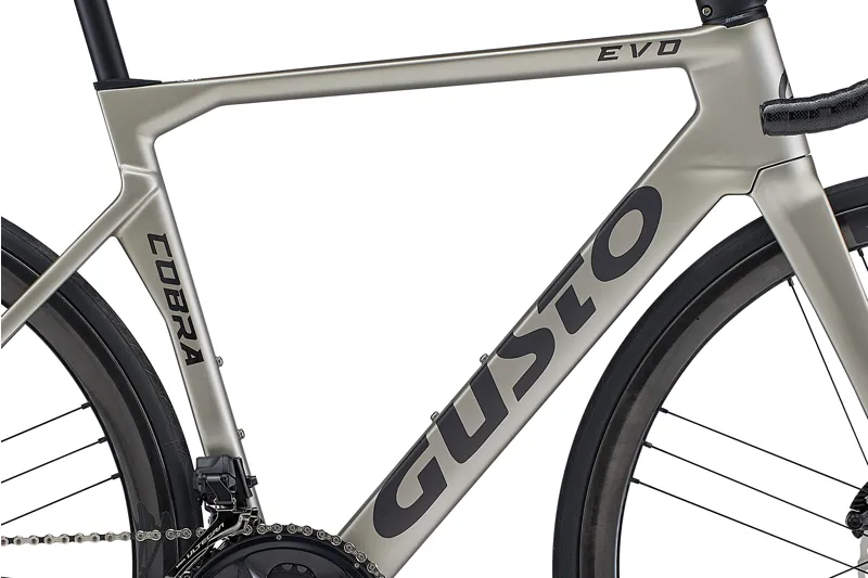 GUSTO Cobra EVO : ELITE ULTRA Carbon Road Bike in Grey