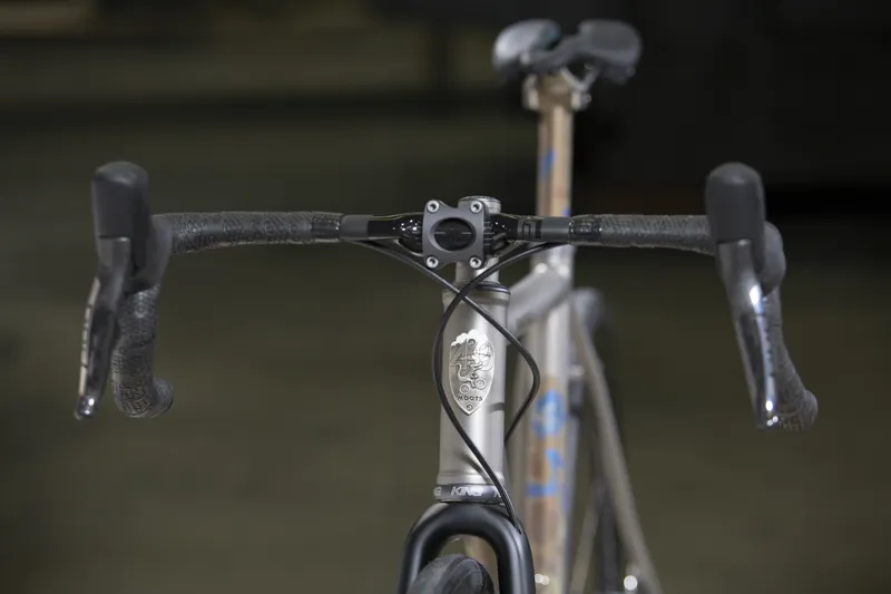 Moots Vamoots RCS Titanium Disc Frame and Kit : Di2 : Brushed Ti-12