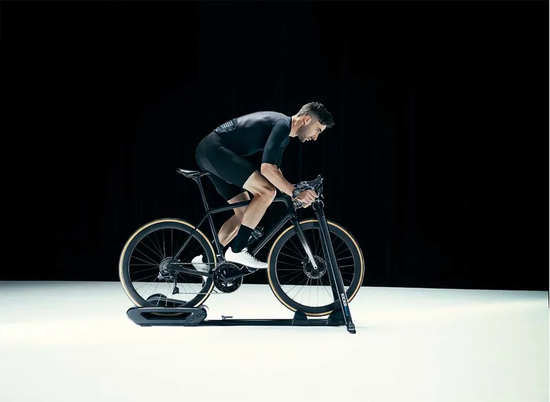 Wahoo KICKR ROLLR Smart Trainer-6