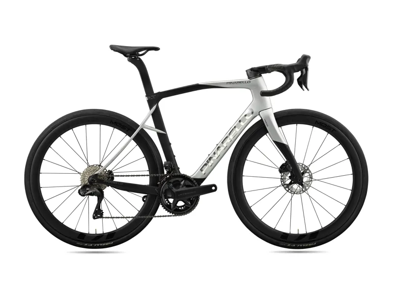 Pinarello X7 : Shimano ULTEGRA Di2 and MOST Carbon UF45: SATURN SILVER