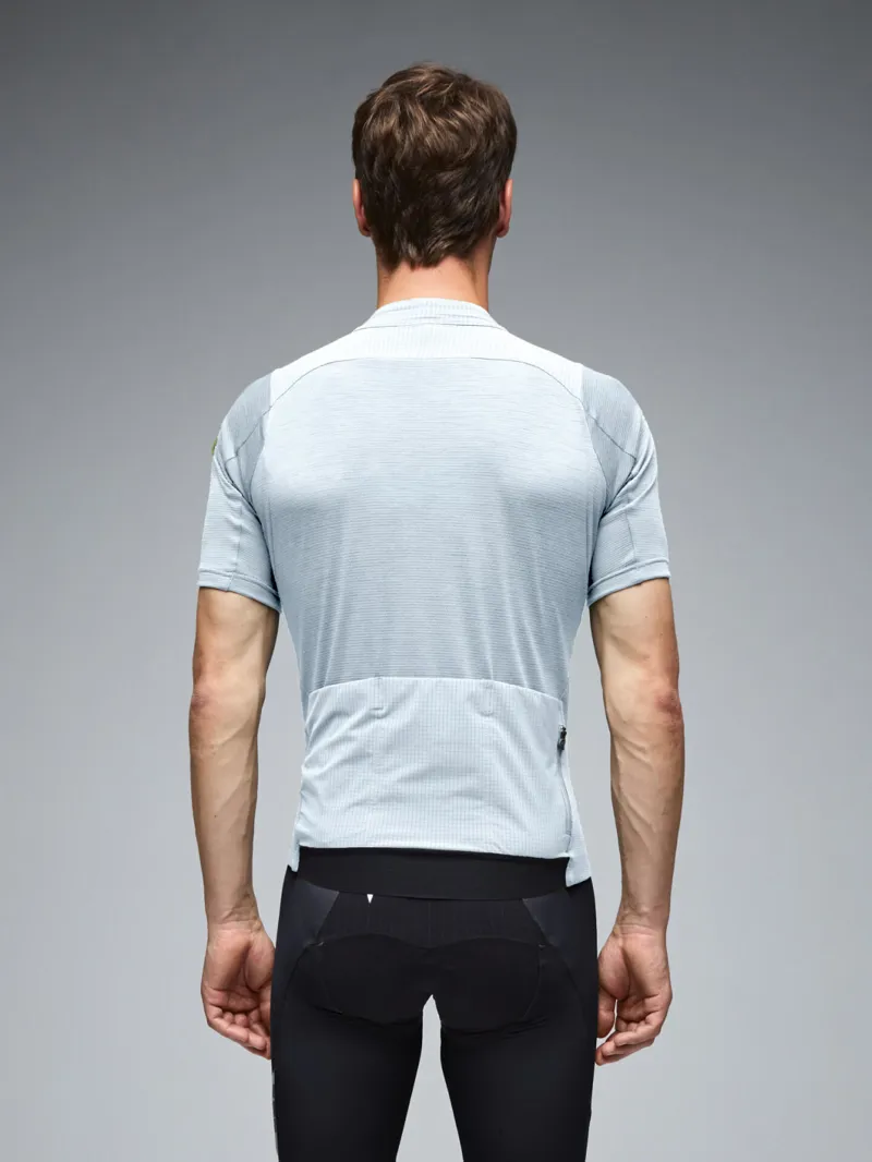 Q36.5 ADVENTURE Tech Merino Jersey : ICE GREY-3