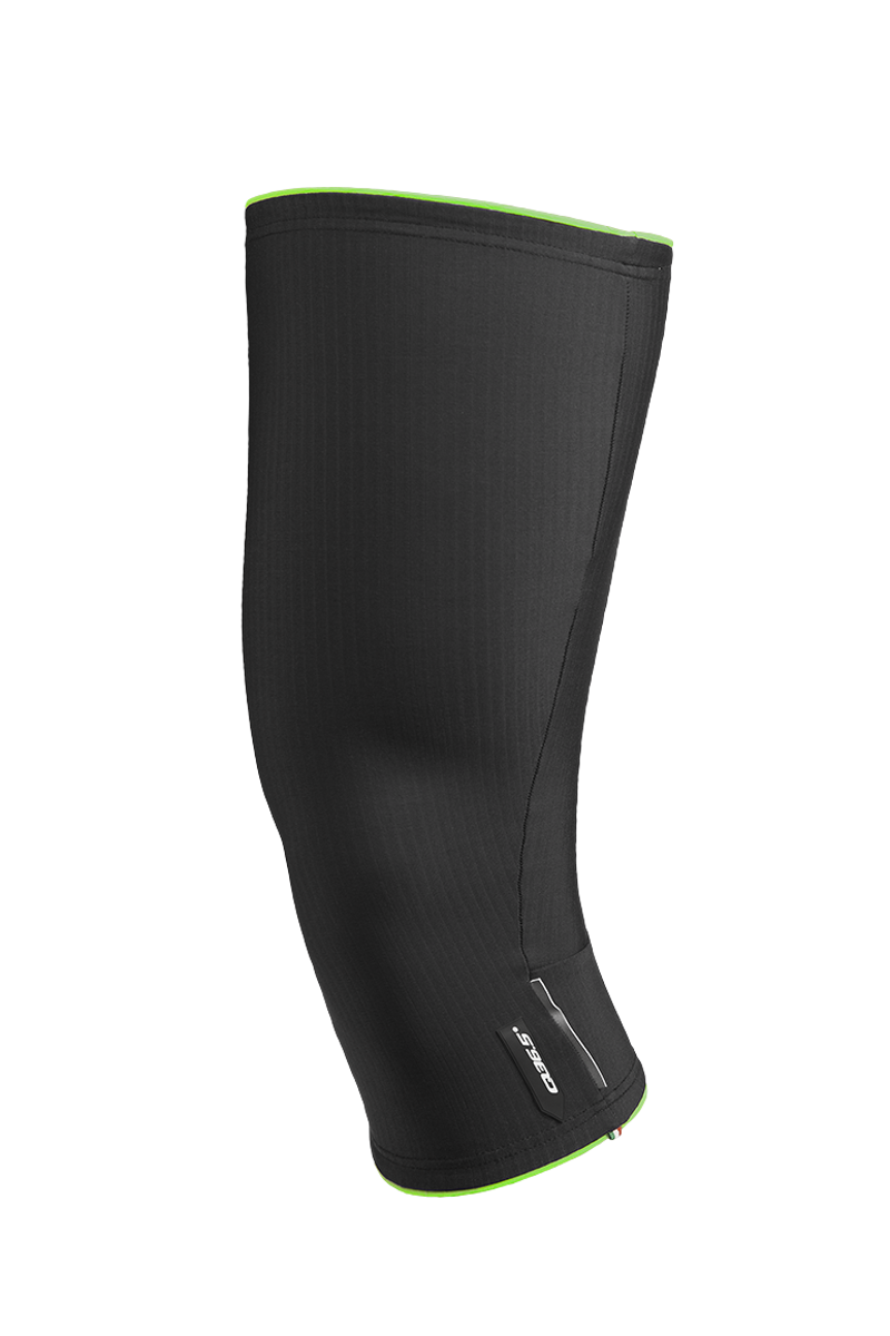 Q36.5 Pre-Shape Knee Warmers : Black-1