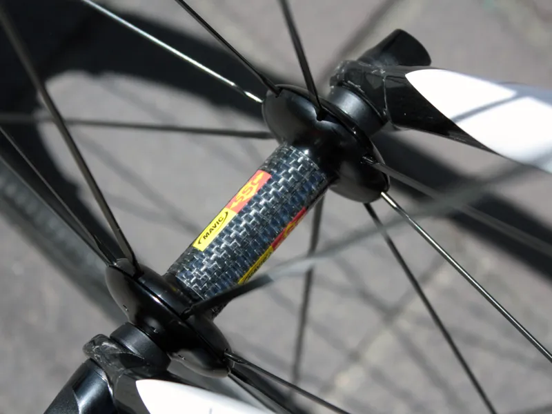 Mavic Cosmic Carbone 40 C Carbon Clincher Wheels Mavic Cosmic Carbone 40 C Carbon Clincher Wheels