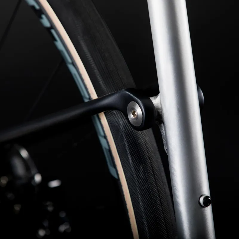 2021 Basso TERA Gravel and Adventure Bike : Apex 1x11 in Silver -2