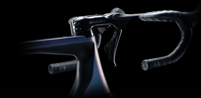 2021 Basso Diamante SV Disc with Campagnolo Record 12 in Chameleon-9