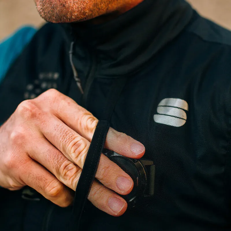 Sportful Giara Layer Vest in Red Rhumba-2