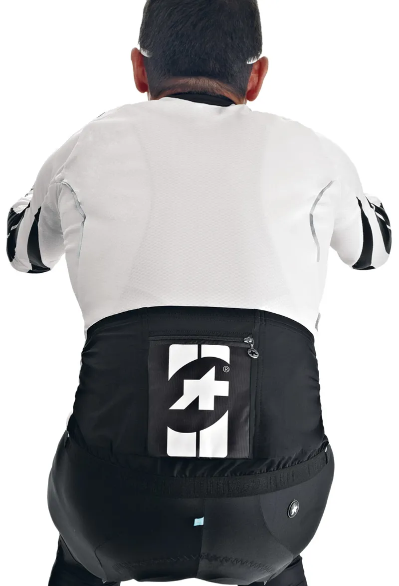 Assos iJ. Intermediate_s7 (White)-1