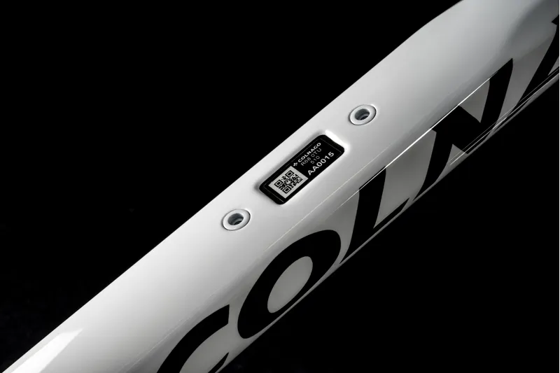 Colnago C68 R Disc Carbon Road Bike Shimano Di2 12 Speed HRWH : White-5