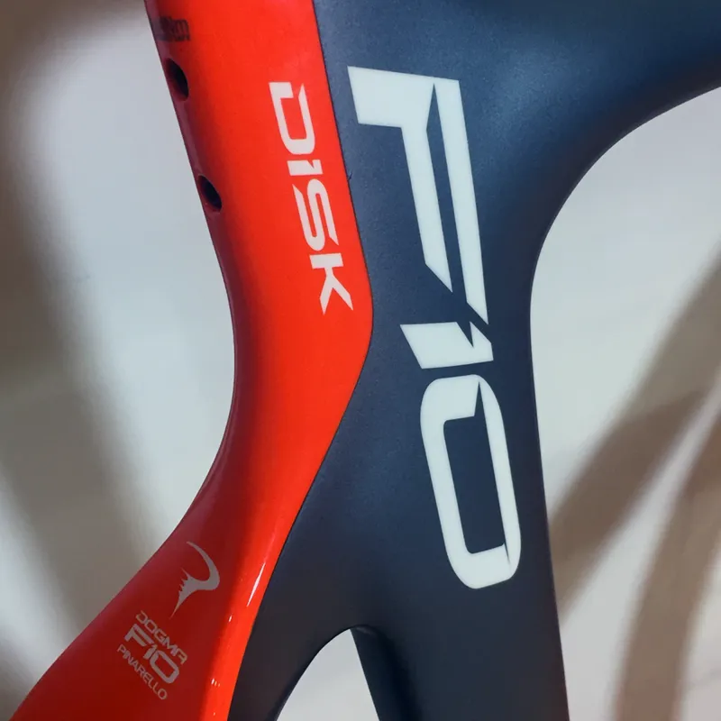 Pinarello Dogma F10 DISC Road FRAMESET : 915 : Mars Orange-2