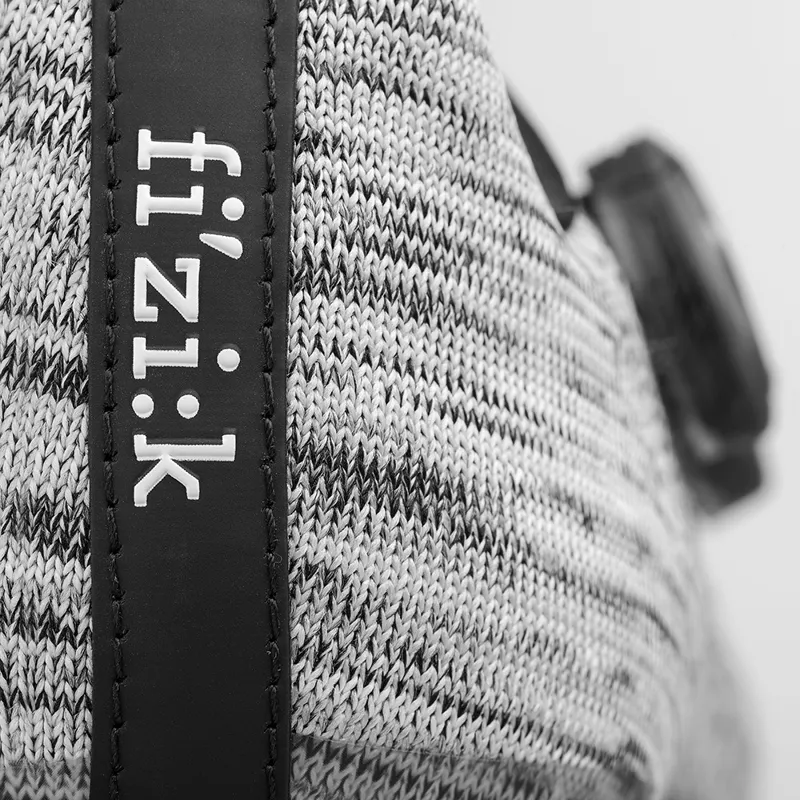 Fizik R1 Infinito Knit Road Cycling Shoes : Grey and Black-1