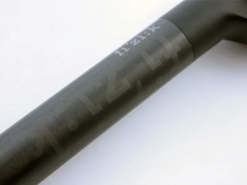 Fizik Cyrano Carbon Seatpost 27.2mm-4