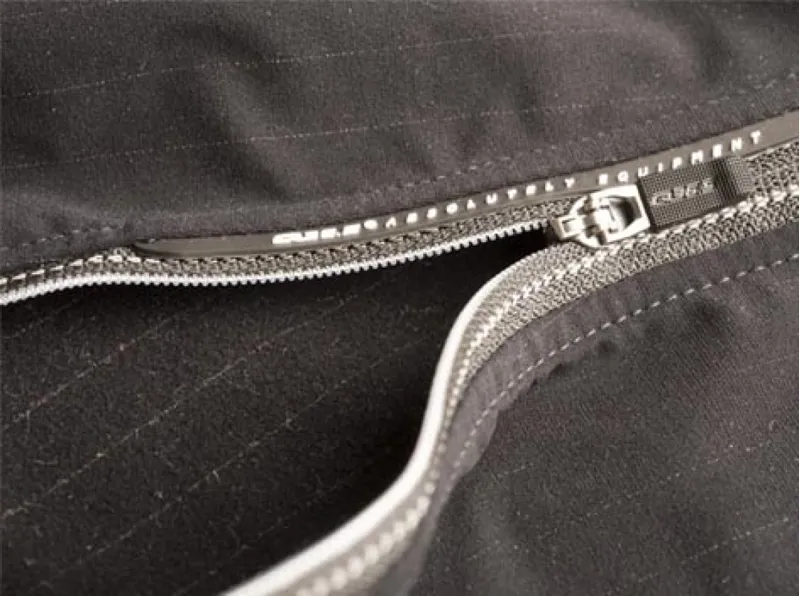 Q36.5 Hybrid Que Long Sleeve Jersey : Black / Black-4