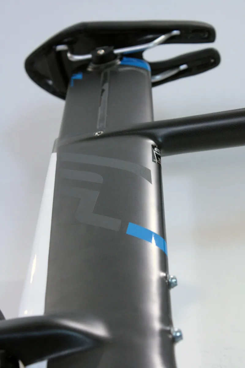 2015 Felt IA 3 : Carbon / Silver / Blue-11