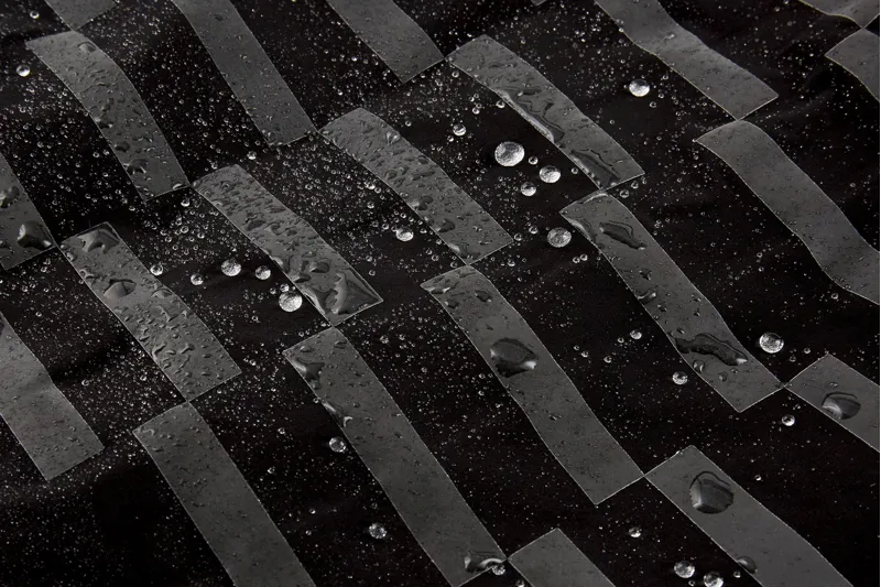 Metier Beacon Womens Cycling Jacket : Black-11