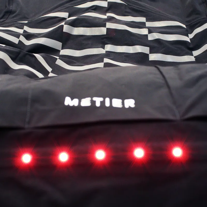 Metier Beacon Womens Cycling Jacket : Black-5