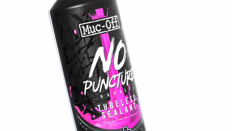 Muc-Off No Puncture Hassle Kit : Tubeless Tyre Sealant : 1 Litre-1