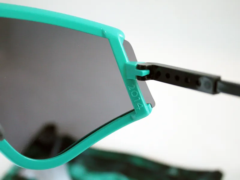 Oakley Special Edition Heritage EYESHADE: Seafoam with Grey-2