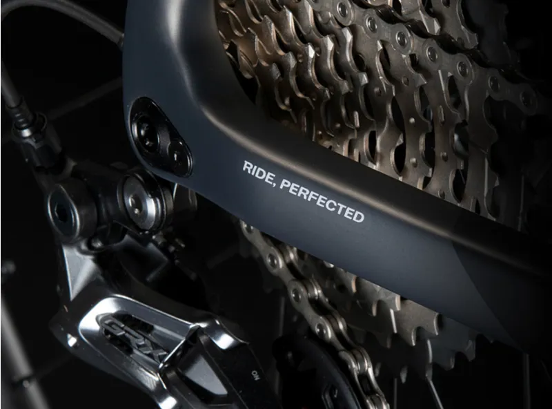 2021 Basso PALTA Disc Carbon Gravel Bike with GRX 1x in Phantom Black -3