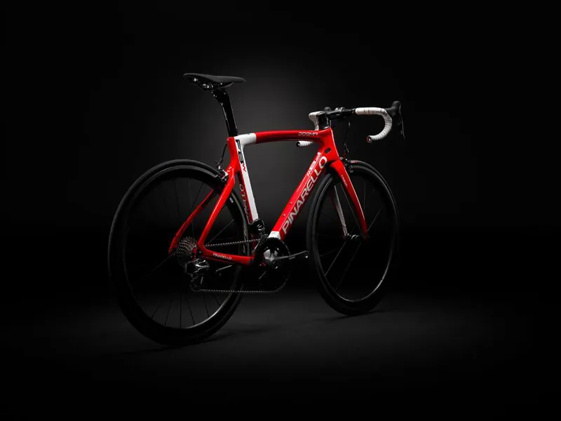 2017 Pinarello Dogma F8W : SRAM Red e-TAP Wireless : 896 : Red