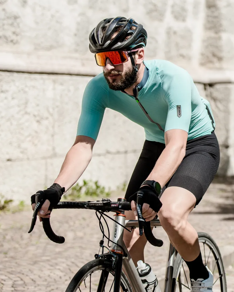 Q36.5 Cycling Clothing, Online at Low Prices