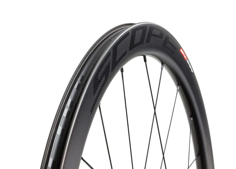 Scope Wheels : R4D Tubeless Ready Carbon DISC Brake Wheels: CAMPAGNOLO-2