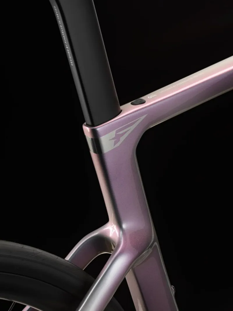 2026 Pinarello F3 105 Di2 Carbon Road Bike : Interstellar Grey-4