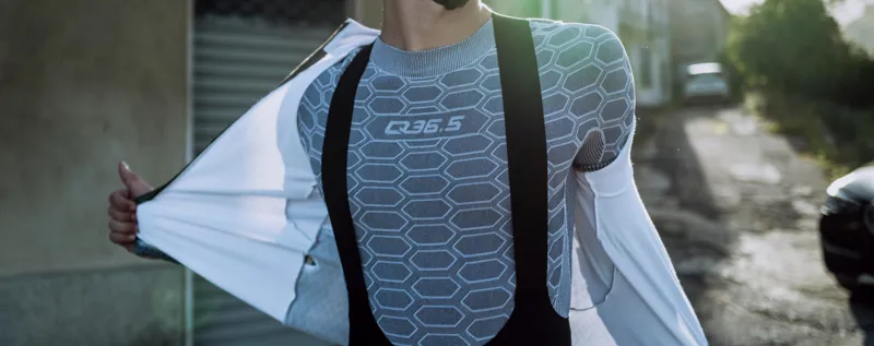 Q36.5 Base Layer 2 : Short Sleeve : ICE GREY-4