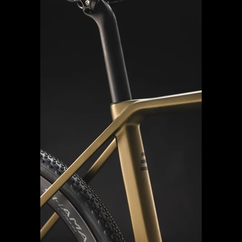 2023 Basso PALTA II Gravel Bike : EKAR + All Road : Gold Burn-1