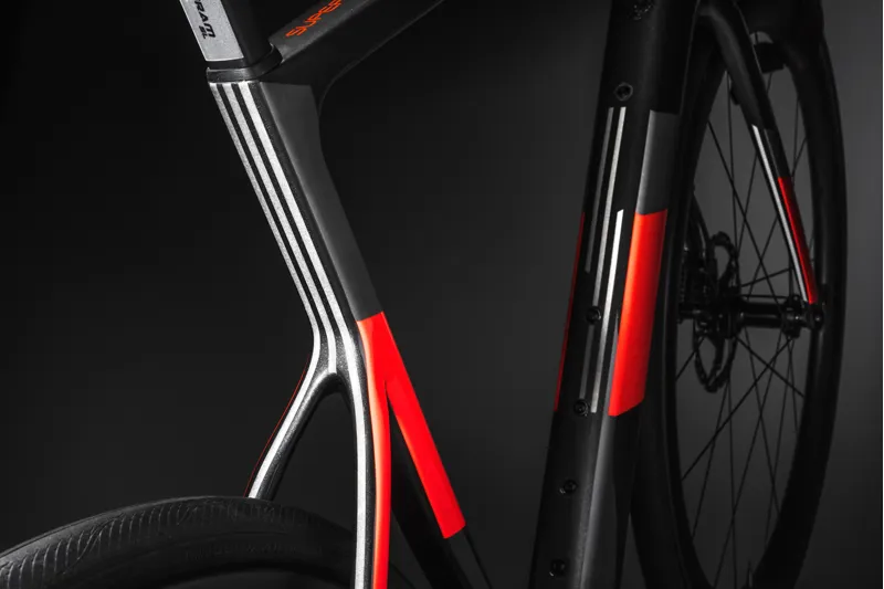 2021 Cannondale SuperSix Evo NEO 1 Electric Carbon Road Bike: Graphite-3