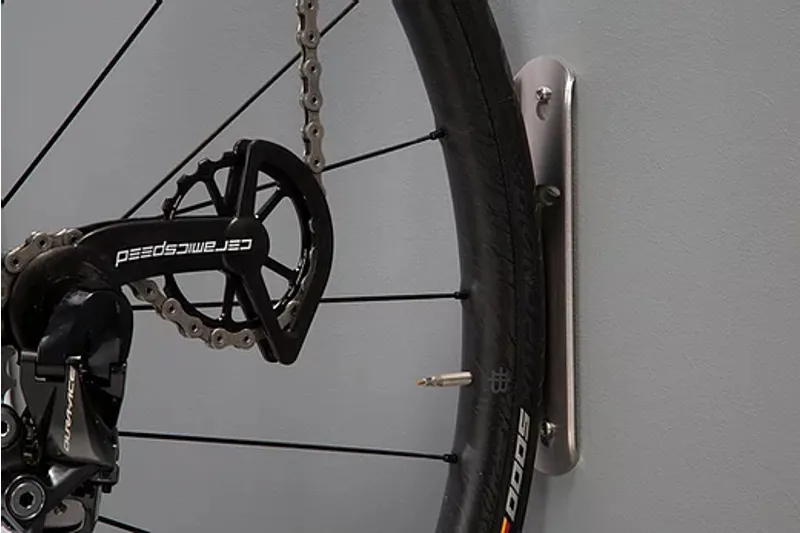 Cactus Tongue WRAP with Scuff Plate Vertical Bike Mount : Black-1