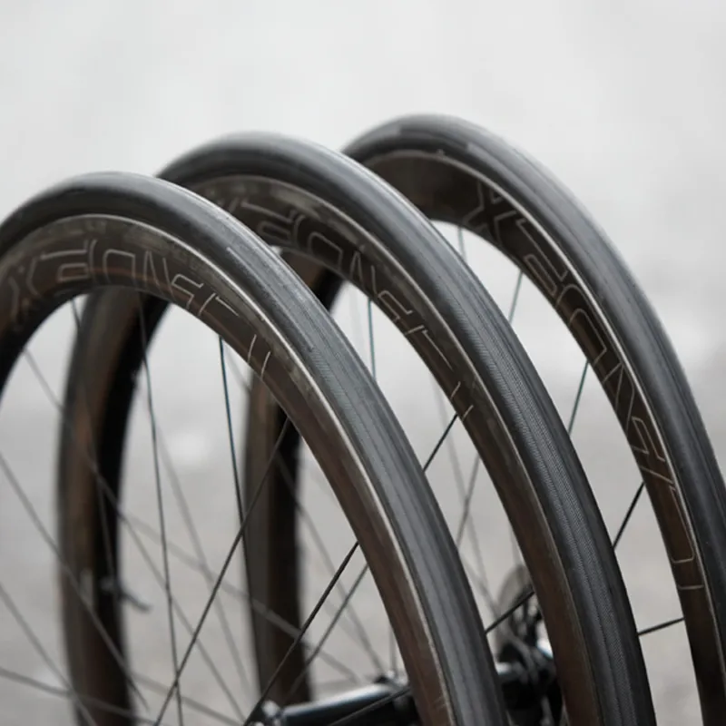 Cadex RACE Tubeless Road Cycling Tyres : Black-3