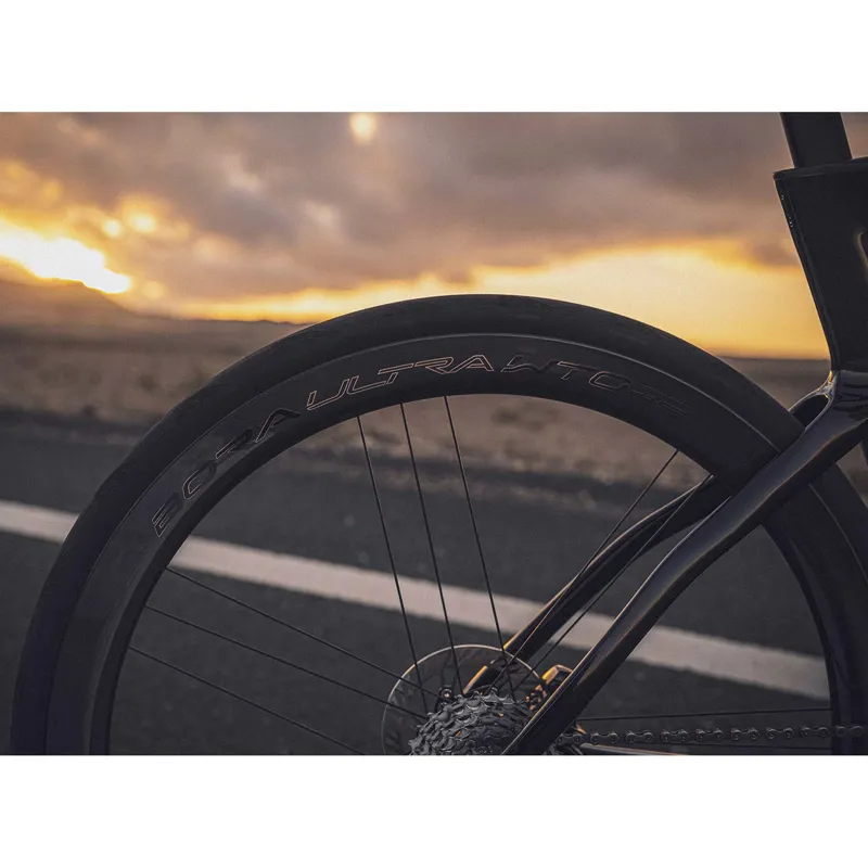 Campagnolo Bora Ultra WTO 45 2-Way Fit C23 Disc Wheels-8