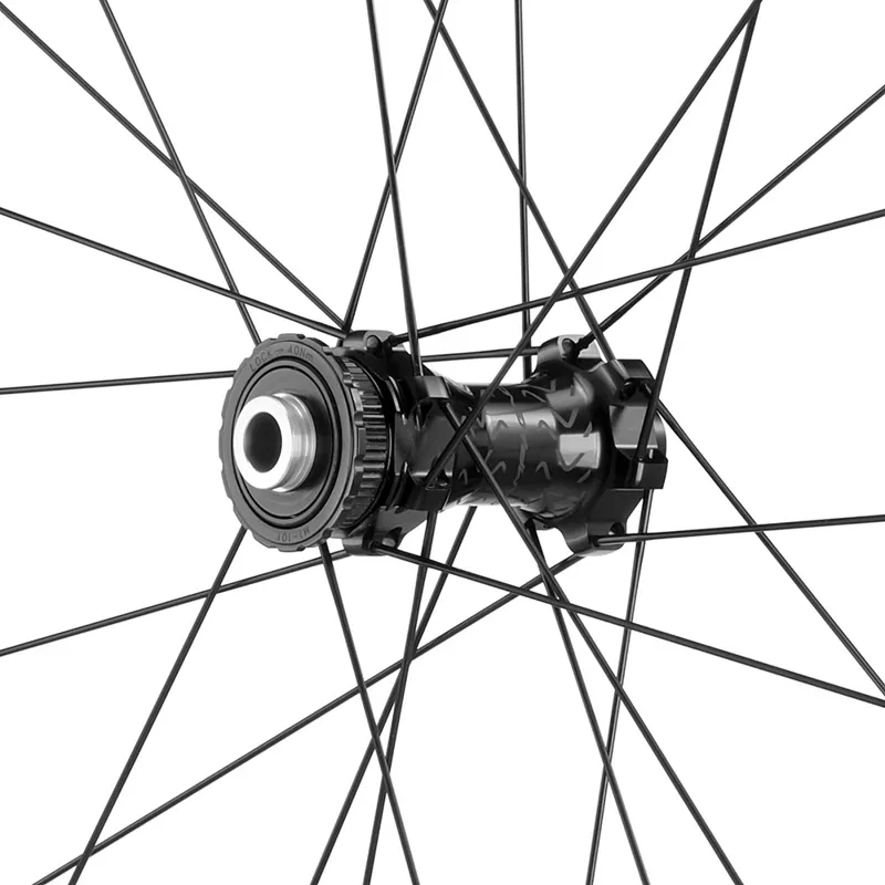 Campagnolo Levante Carbon Gravel Wheels : Black-3