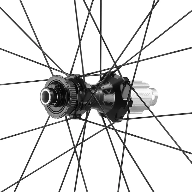 Campagnolo Levante Carbon Gravel Wheels : Black-2