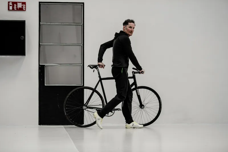 Q36.5 Active Wear Trousers : Black-3